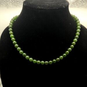 Vintage Hand Knotted deep Green Jade Bead 16" Necklace W/ Vtg 12k Gold Clasp